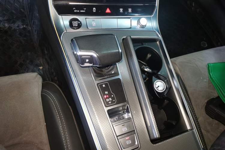 Used Audi A6L 2023 Revised 40 TFSI Luxury Dynamic Edition Gear Lever