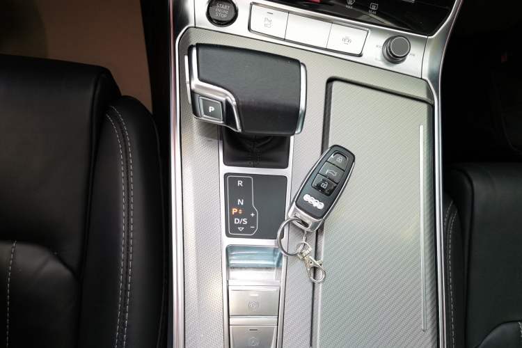 Used Audi A6L 2023 40 TFSI Luxury Prestige Edition Gear Lever