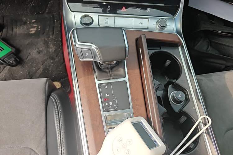 Used Audi A6L 2023 45 TFSI quattro Prestige Dynamic Edition Gear Lever