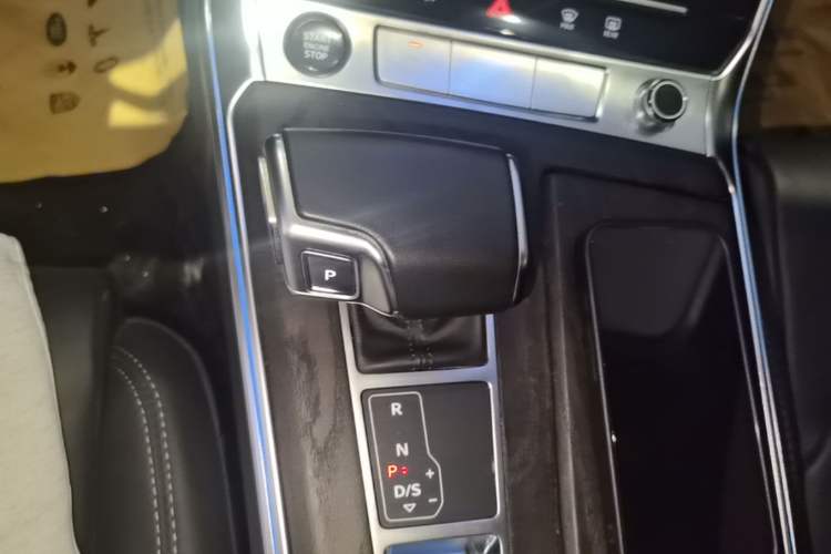 Used Audi A6L 2023 45 TFSI Prestige Elegant Edition Gear Lever