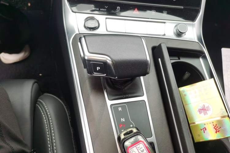 Used Audi A6L 2023 45 TFSI Prestige Elegant Edition Gear Lever