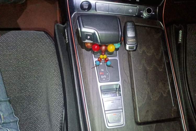 Used Audi A6L 2023 45 TFSI quattro Prestige Elegant Edition Gear Lever