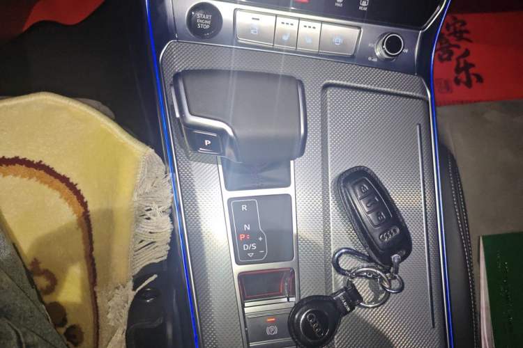 Used Audi A6L 2023 Revised 45 TFSI Prestige Dynamic Edition Gear Lever