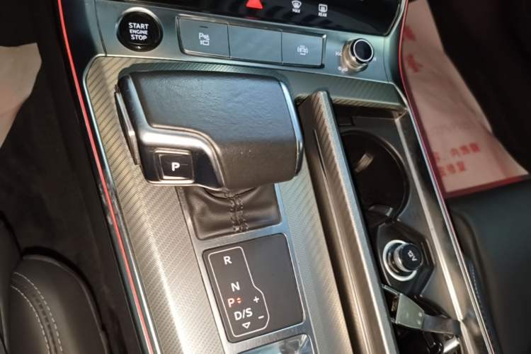 Used Audi A6L 2023 Revised 45 TFSI Prestige Elegant Edition Gear Lever