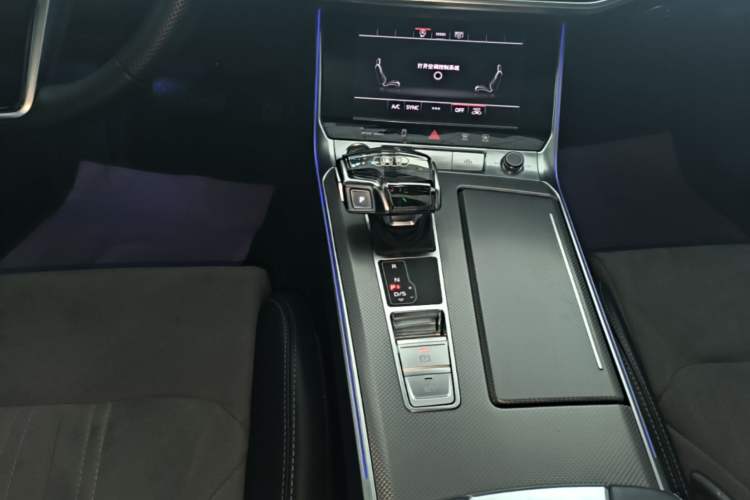 Used Audi A6L 2023 Revised 45 TFSI Prestige Dynamic Edition Gear Lever