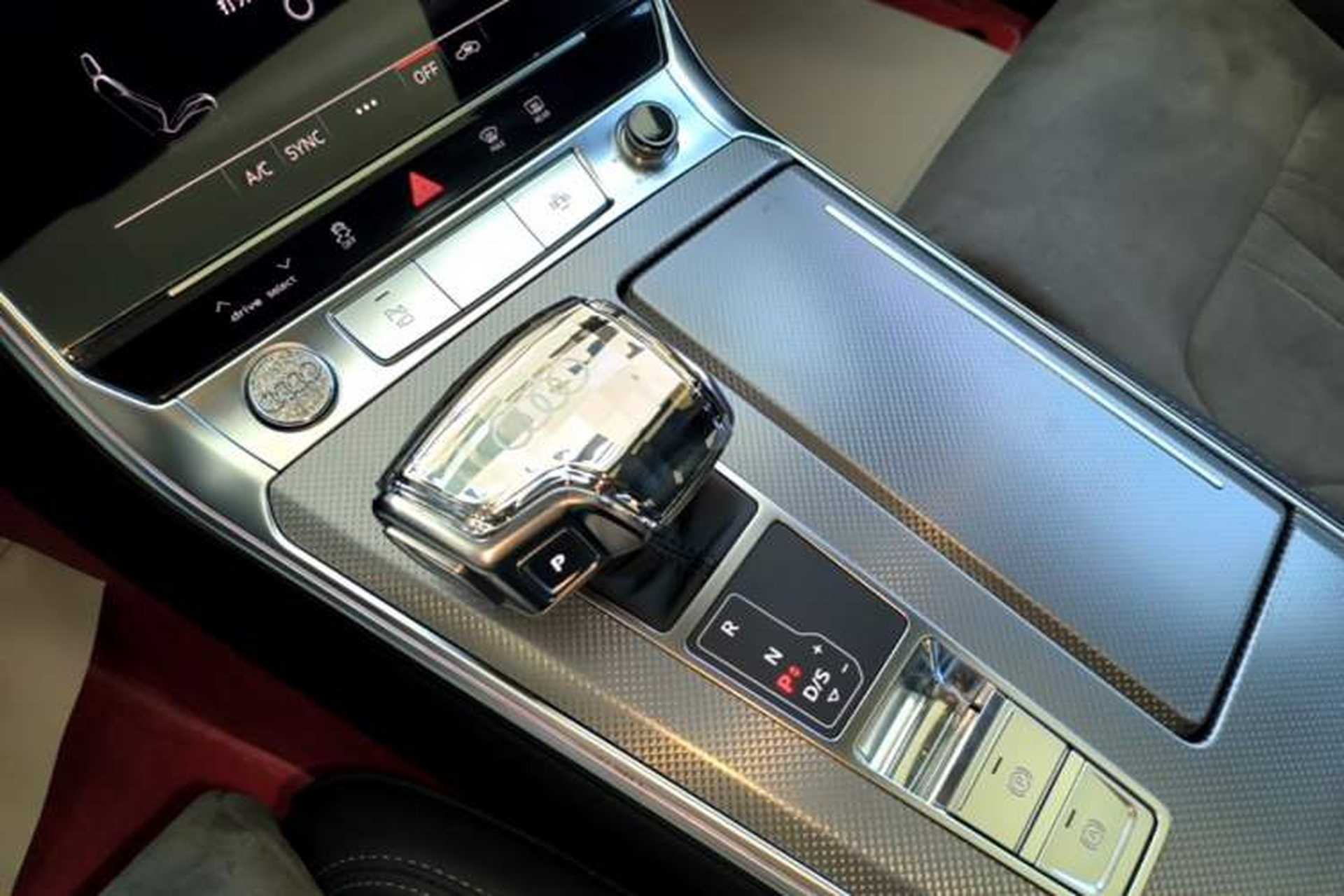 Used Audi A6L 2023 40 TFSI Luxury Dynamic Model Gear Lever