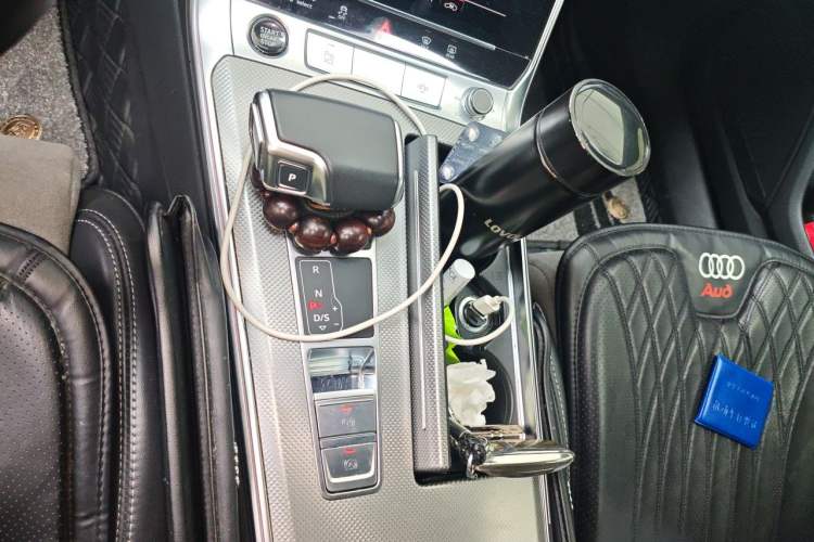 Used Audi A6L 2023 Revised 45 TFSI Prestige Dynamic Edition Gear Lever