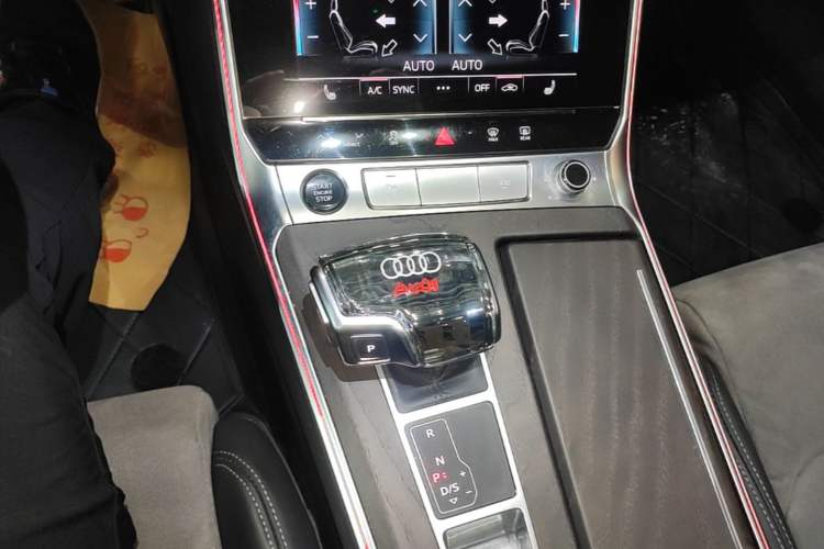 Used Audi A6L 2023 Revised Edition 45 TFSI quattro Prestige Dynamic Version Gear Lever