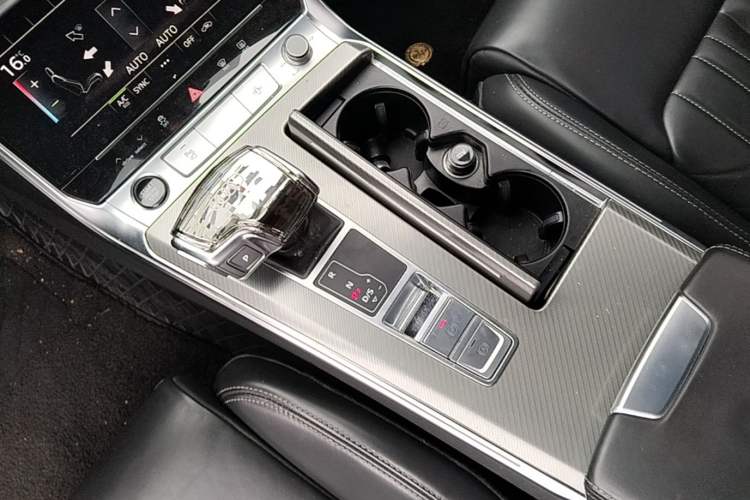 Used Audi A6L 2023 Revised 40 TFSI Luxury Prestige Edition Gear Lever