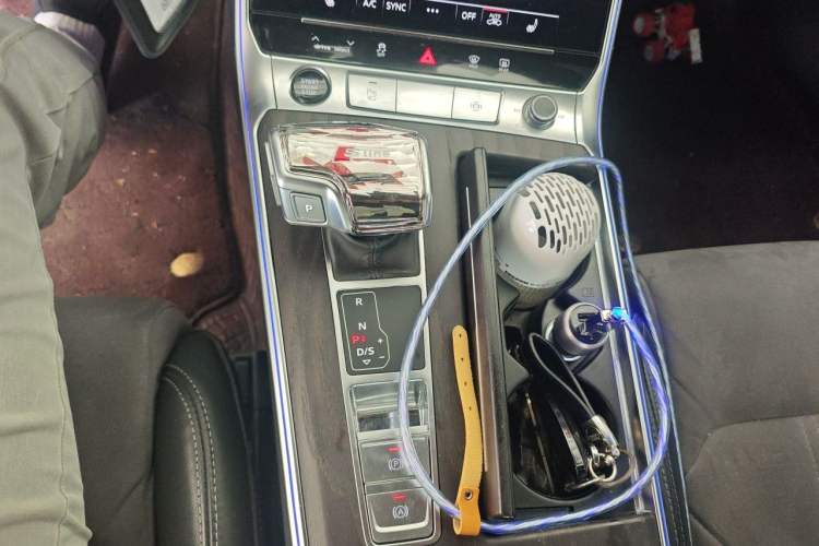 Used Audi A6L 2023 45 TFSI quattro Prestige Dynamic Edition Gear Lever