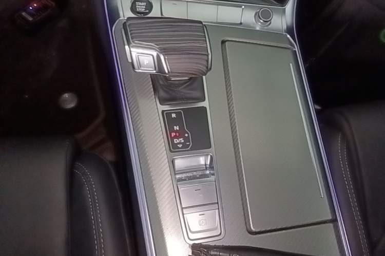 Used Audi A6L 2023 45 TFSI Prestige Dynamic Edition Gear Lever