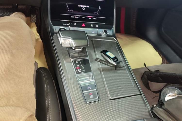 Used Audi A6L 2023 Revised 40 TFSI Luxury Dynamic Edition Gear Lever