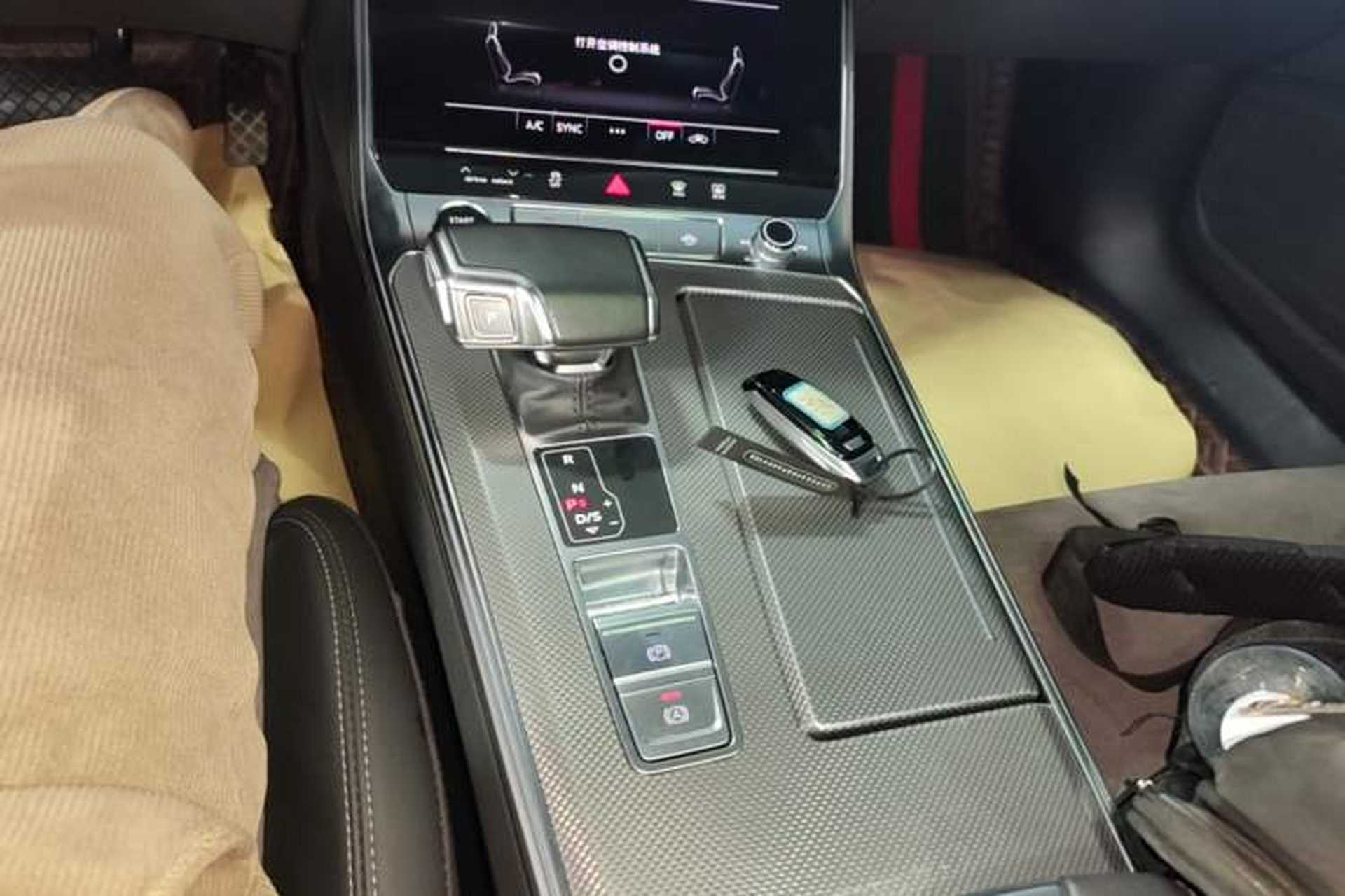 Used Audi A6L 2023 Revised 40 TFSI Luxury Dynamic Edition Gear Lever