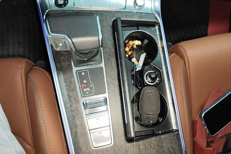Used Audi A6L 2023 45 TFSI quattro Prestige Elegant Edition Gear Lever