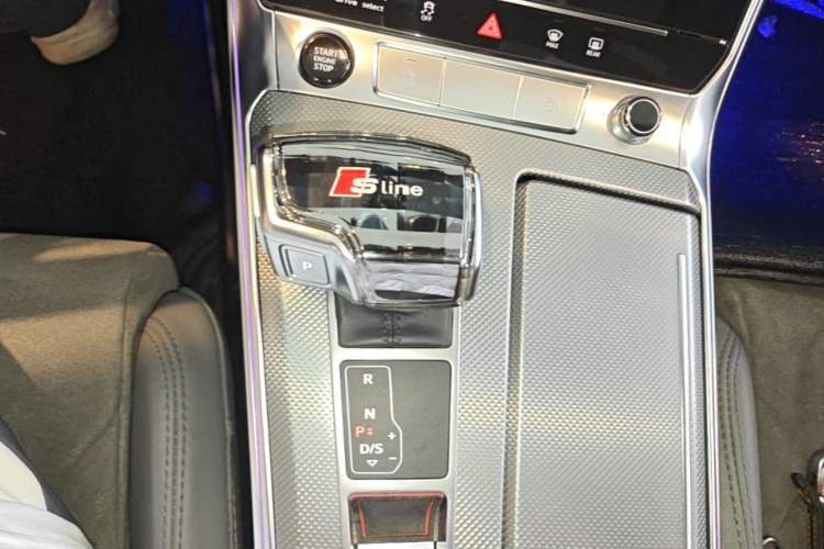 Used Audi A6L 2023 45 TFSI Prestige Dynamic Edition Gear Lever