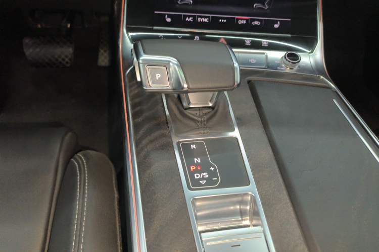 Used Audi A6L 2023 Revised 45 TFSI quattro Prestige Elegant Edition Gear Lever