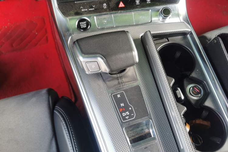 Used Audi A6L 2023 Revised 45 TFSI Prestige Dynamic Edition Gear Lever