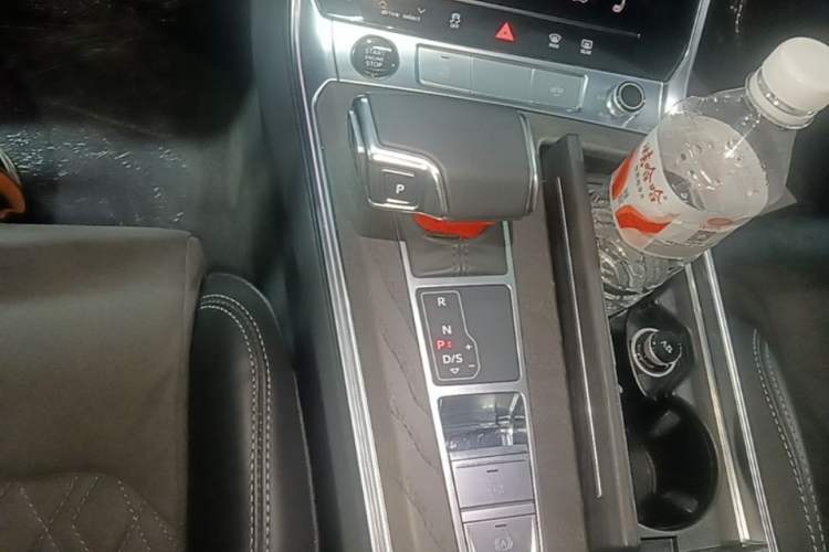 Used Audi A6L 2023 45 TFSI quattro Prestige Dynamic Edition Gear Lever