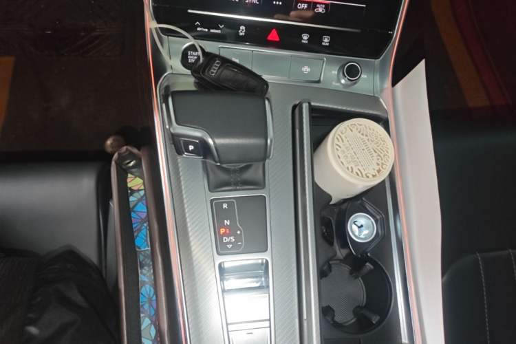 Used Audi A6L 2023 45 TFSI Prestige Elegant Edition Gear Lever