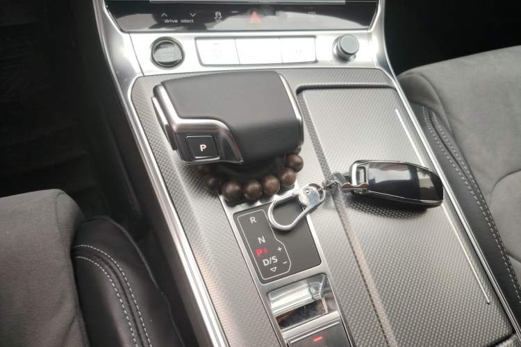 Used Audi A6L 2023 Revised 45 TFSI Prestige Dynamic Edition Gear Lever