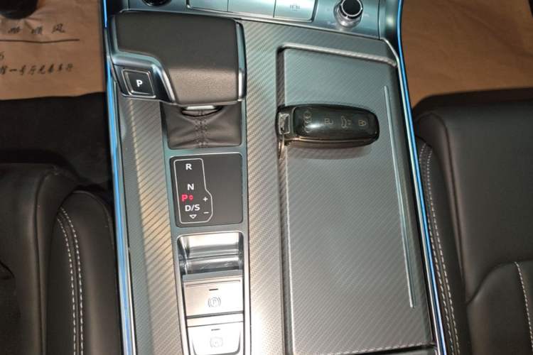 Used Audi A6L 2023 Revised 45 TFSI Prestige Dynamic Edition Gear Lever
