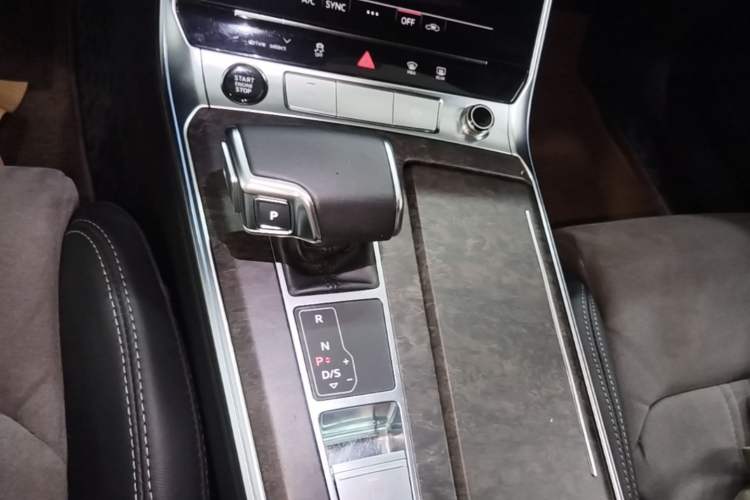 Used Audi A6L 2023 45 TFSI Prestige Dynamic Edition Gear Lever