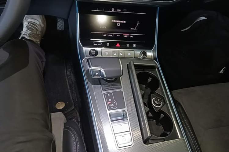 Used Audi A6L 2023 Revised 45 TFSI Prestige Dynamic Edition Gear Lever