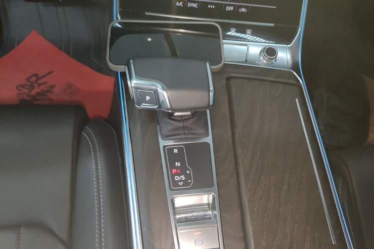 Used Audi A6L 2023 Revised 40 TFSI Luxury Prestige Edition Gear Lever