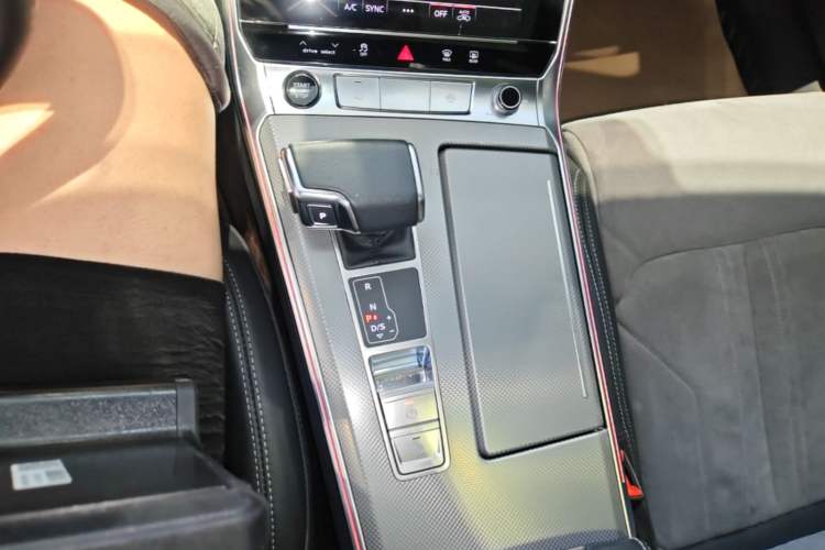 Used Audi A6L 2023 Revised 45 TFSI Prestige Dynamic Edition Gear Lever