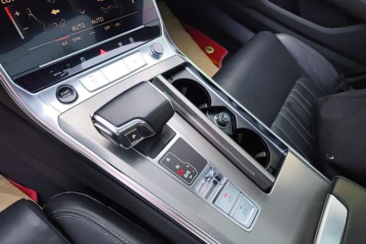 Used Audi A6L 2023 Revised 40 TFSI Luxury Prestige Edition Gear Lever