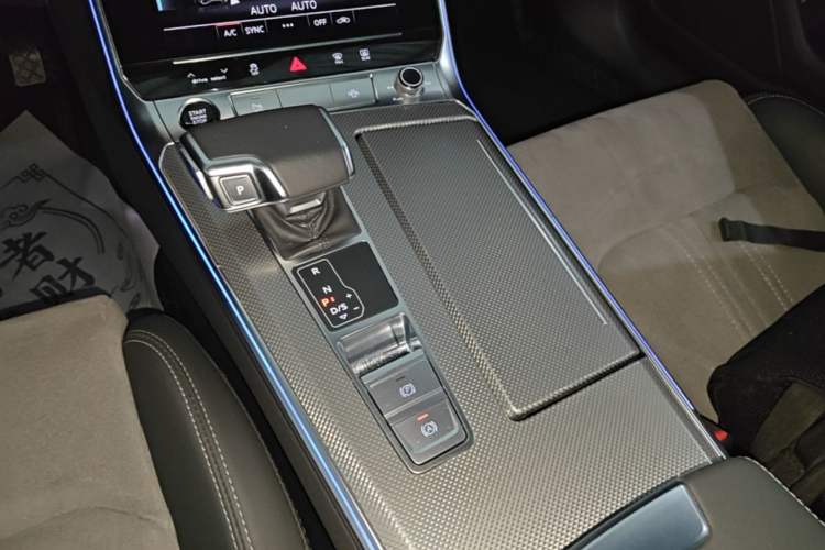 Used Audi A6L 2023 Revised 40 TFSI Luxury Dynamic Edition Gear Lever