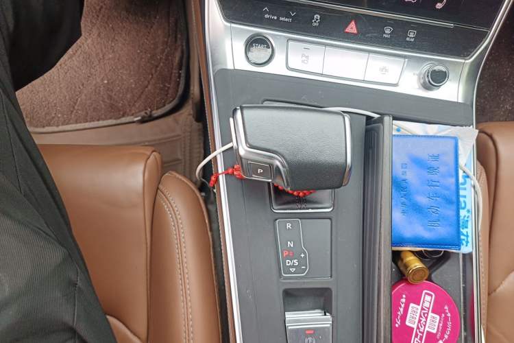 Used Audi A6L 2023 Updated 45 TFSI quattro Prestige Elegant Edition Gear Lever