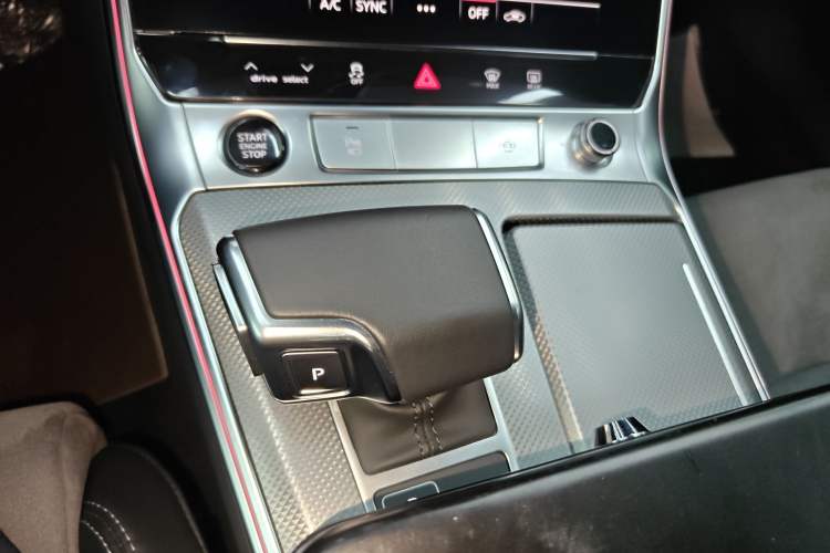 Used Audi A6L 2023 45 TFSI Prestige Dynamic Edition Gear Lever