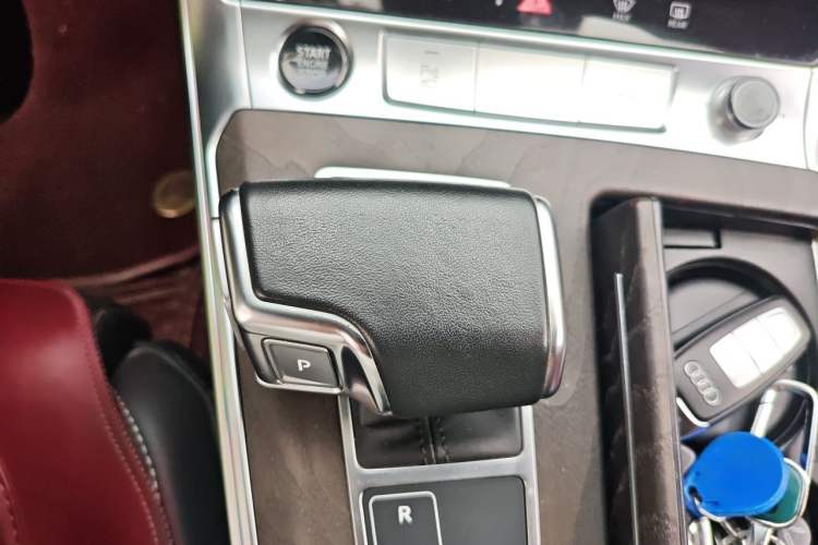 Used Audi A6L 2023 45 TFSI quattro Prestige Elegant Edition Gear Lever