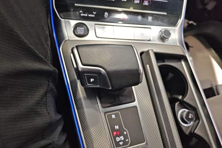 Used Audi A6L 2023 45 TFSI Prestige Dynamic Edition Gear Lever