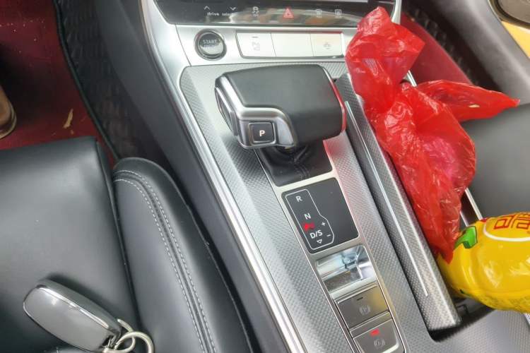 Used Audi A6L 2023 Revised 45 TFSI Prestige Dynamic Edition Gear Lever