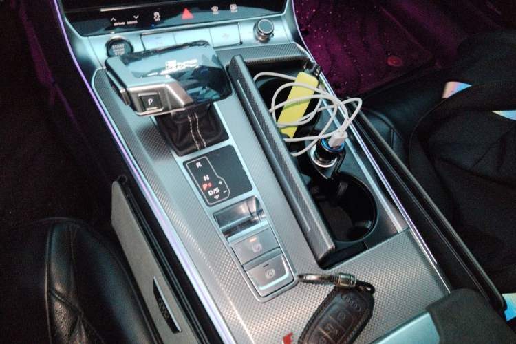 Used Audi A6L 2023 45 TFSI Prestige Dynamic Edition Gear Lever