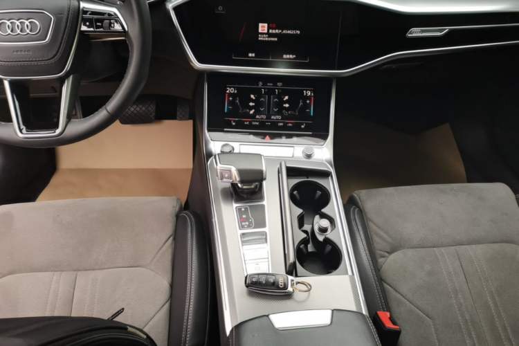 Used Audi A6L 2023 Revised 45 TFSI Prestige Dynamic Edition Gear Lever