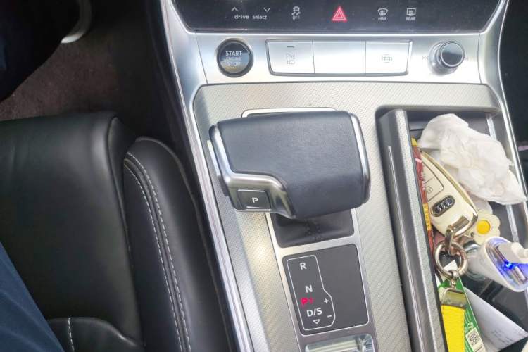 Used Audi A6L 2023 40 TFSI Luxury Prestige Edition Gear Lever
