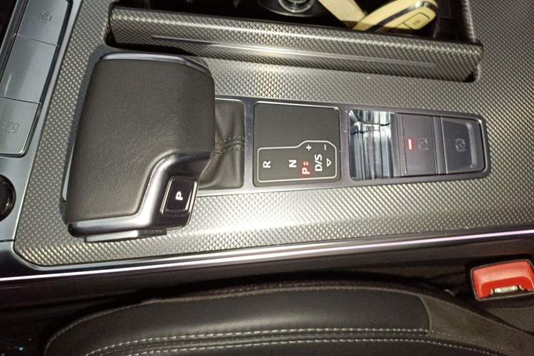 Used Audi A6L 2023 45 TFSI Prestige Dynamic Edition Gear Lever