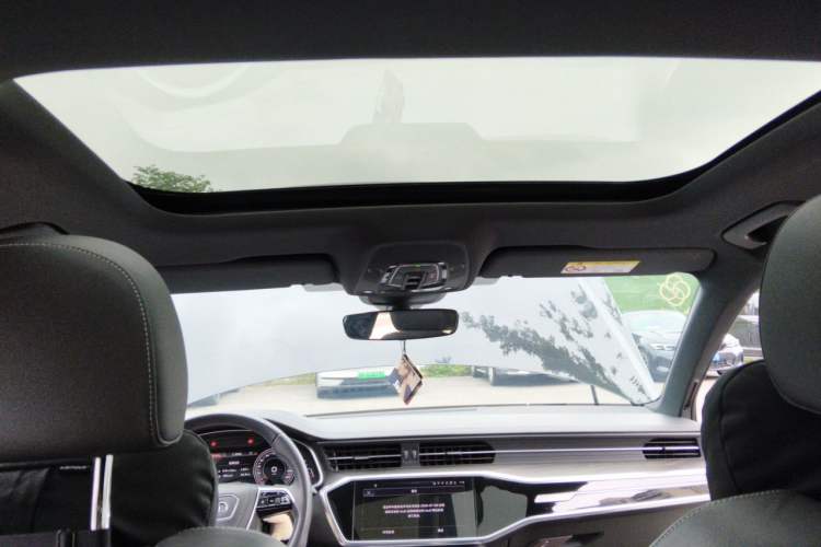 Used Audi A6L 2023 Updated 55 TFSI quattro Prestige Dynamic Edition Headliner