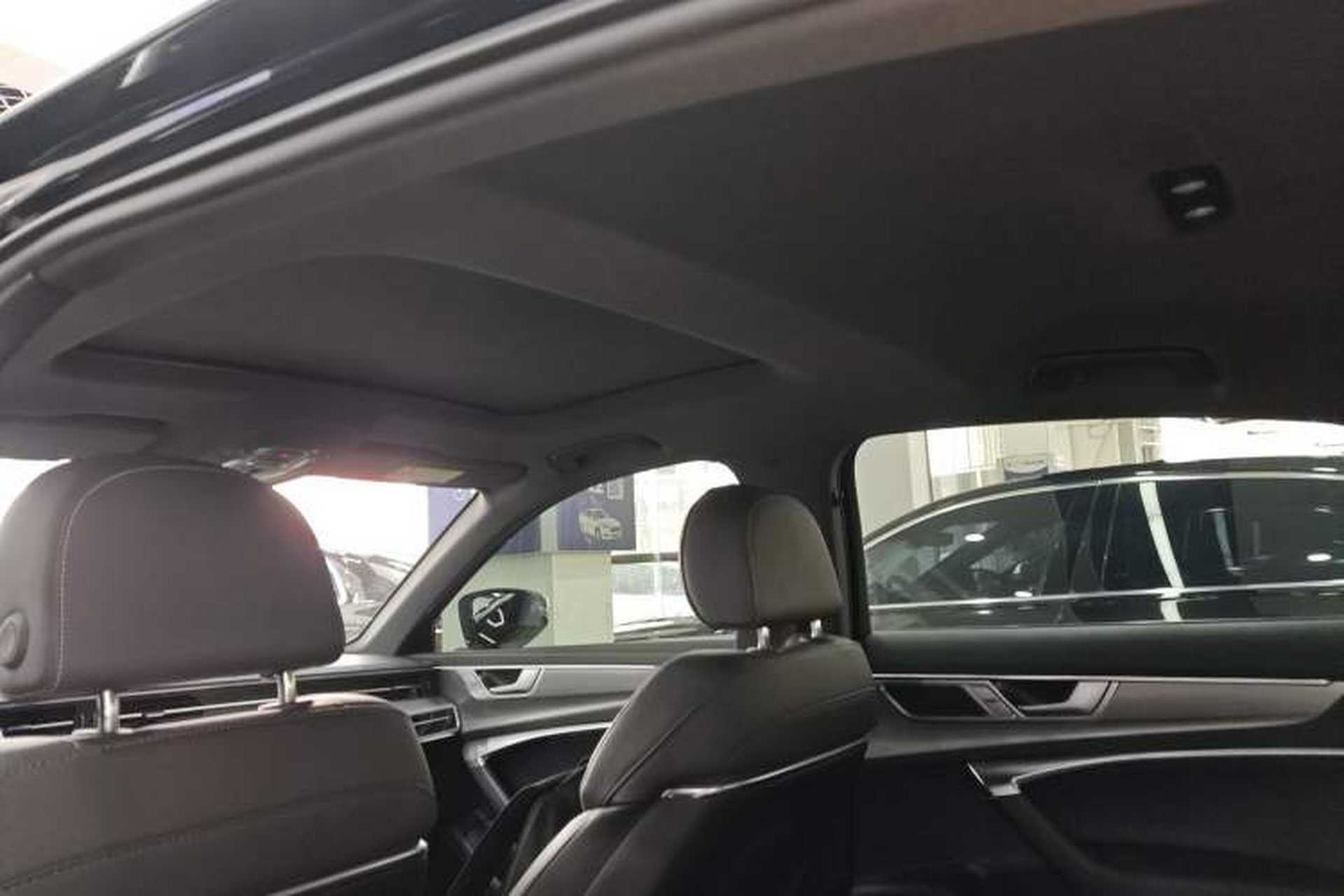 Used Audi A6L 2023 40 TFSI Luxury Dynamic Model Headliner