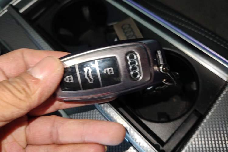 Used Audi A6L 2023 Revised 40 TFSI Luxury Dynamic Edition Interior 1