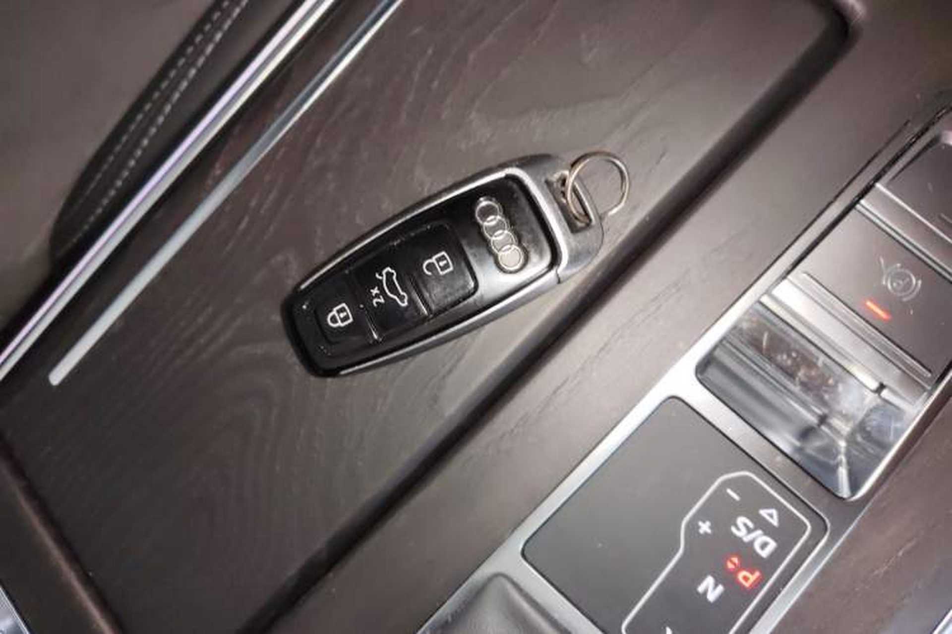 Used Audi A6L 2023 Revised Edition 45 TFSI quattro Prestige Dynamic Version Interior 1