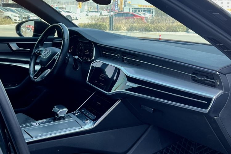 Used Audi A6L 2023 Revised 45 TFSI Prestige Dynamic Edition Interior 1
