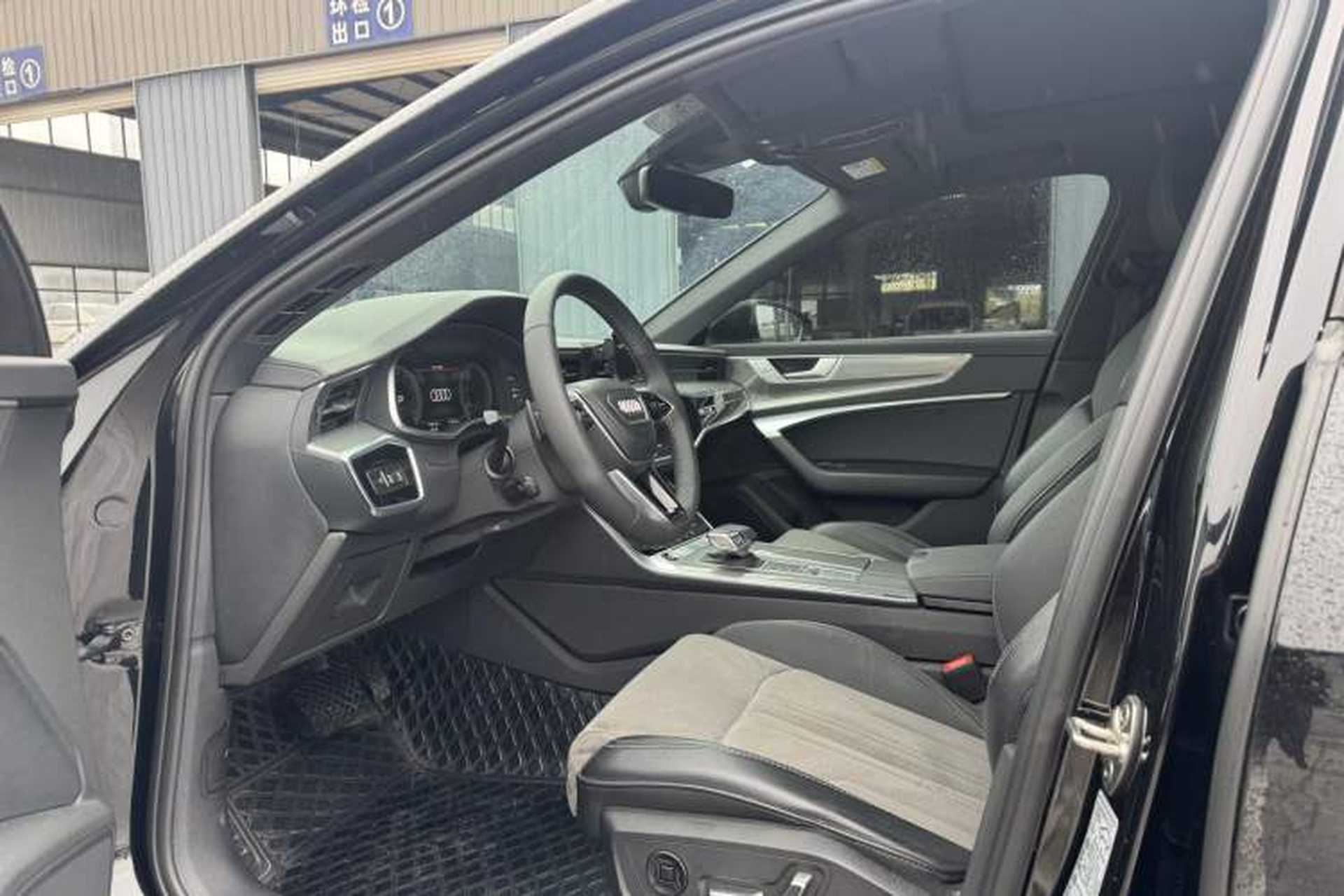 Used Audi A6L 2023 Revised 40 TFSI Luxury Dynamic Edition Interior 1