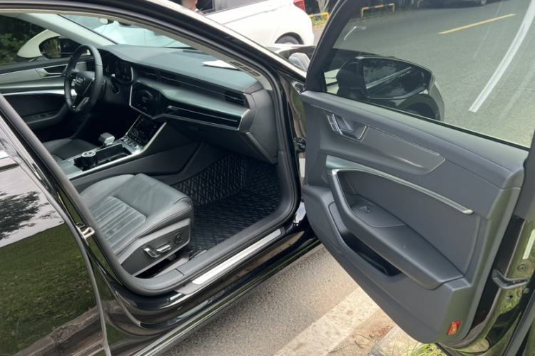 Used Audi A6L 2023 40 TFSI Luxury Prestige Edition Interior 1