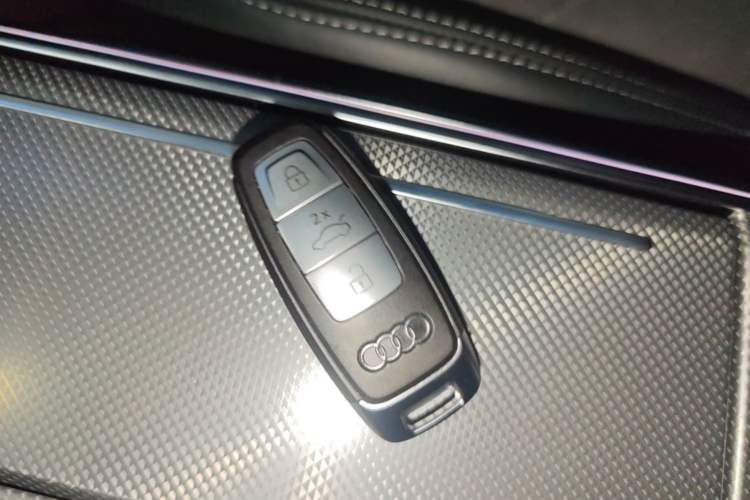 Used Audi A6L 2023 Revised 45 TFSI Prestige Dynamic Edition Interior 1