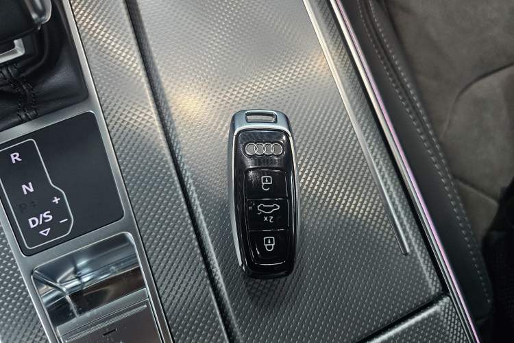 Used Audi A6L 2023 40 TFSI Luxury Dynamic Model Interior 1