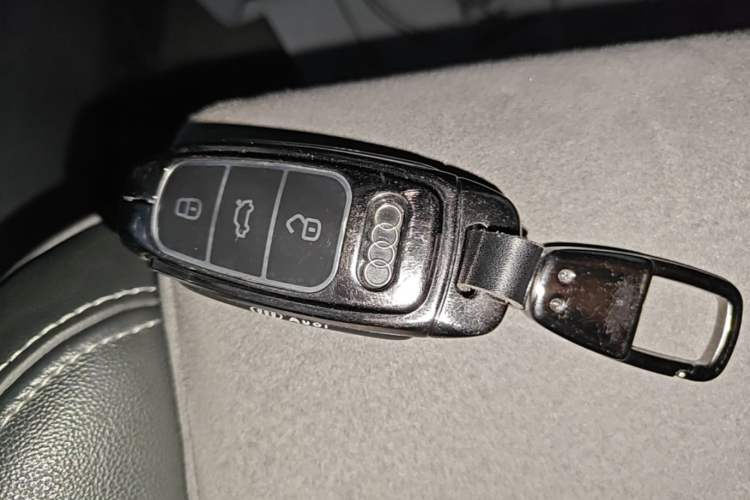 Used Audi A6L 2023 Revised 40 TFSI Luxury Dynamic Edition Interior 1